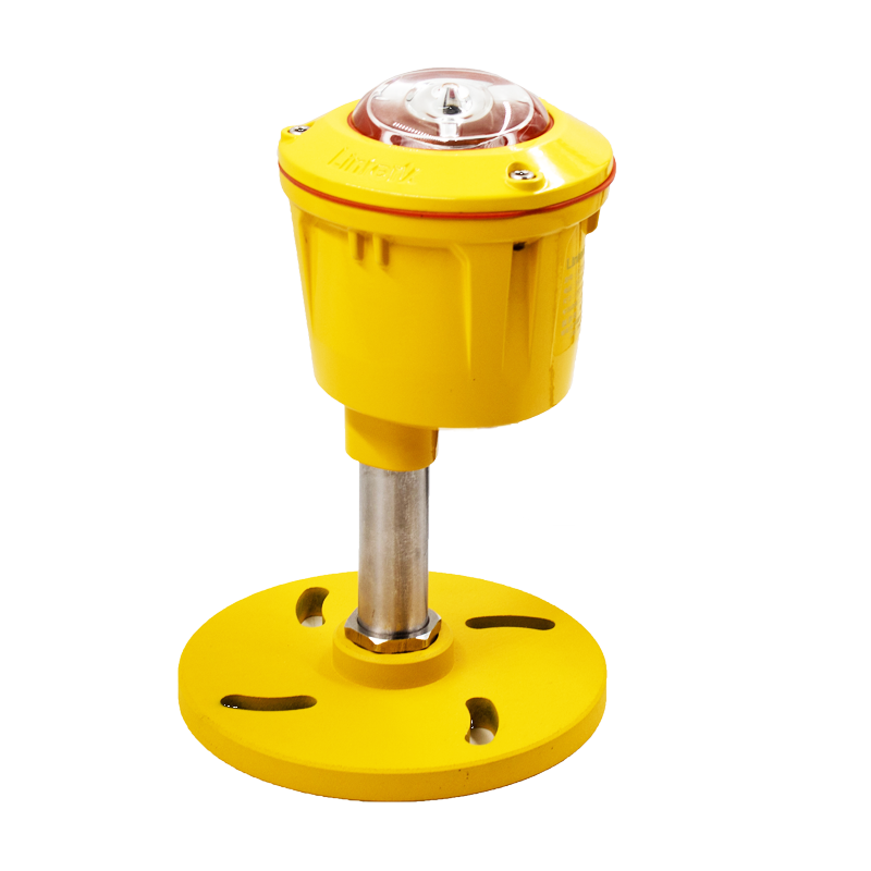 Low intensity type b obstruction light direct